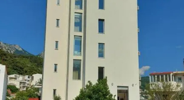 Hotel Kaligrosh, Prenota Hotel Sutomore Bar County