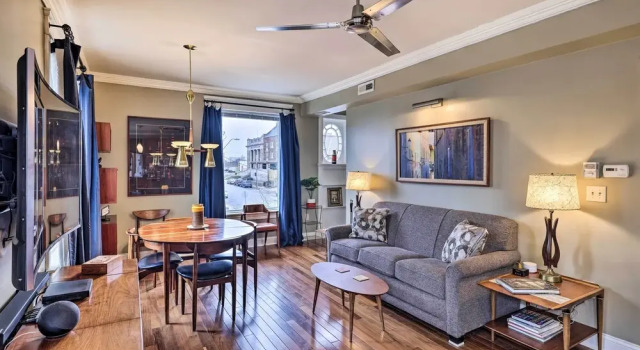 Walkable KC Home Base! Near Sports Events & Fun