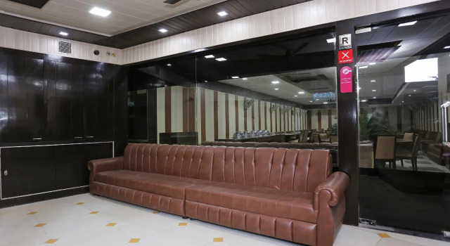 Hotel Le Central, Rezervovat Hotel Haridvár Uttarakhand