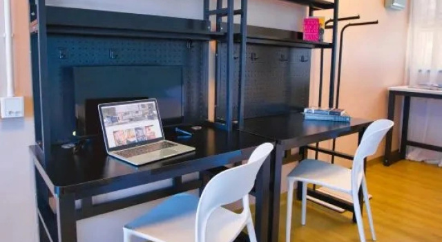 Одноместный номер Standard Runway 1331 -ENLIGHT Youth Hostel