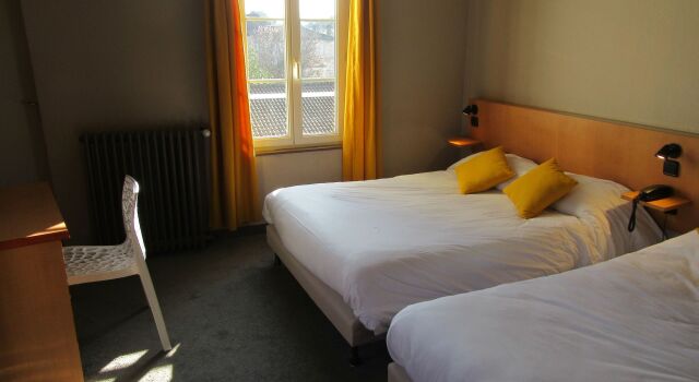 Contact Hotel de France, Prenota Hotel Saintes Charente Marittima