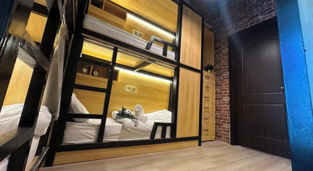 Кровать в общем номере с балконом и с видом на город Luxury Hostel Bedspace in Downtown Near Emirates Towers Metro