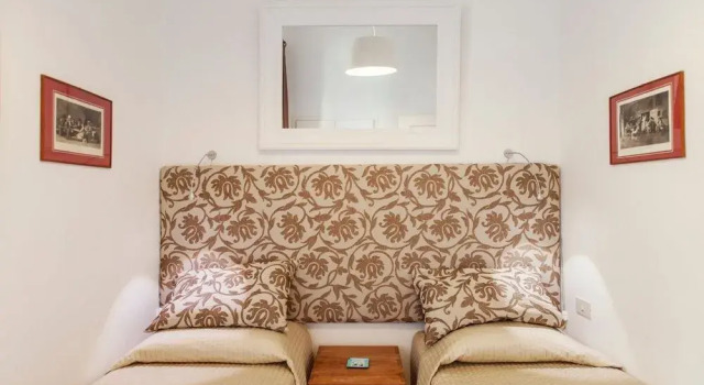 Croce Apartments, Забронировать Апартаменты/квартира Спанья Рим, рядом с Посольство США в Риме