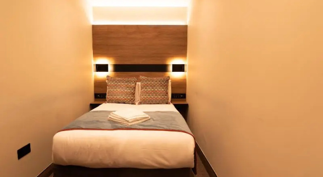Одноместный номер Standard с балконом Oxford Hotel