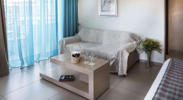 Glaros Beach Hotel