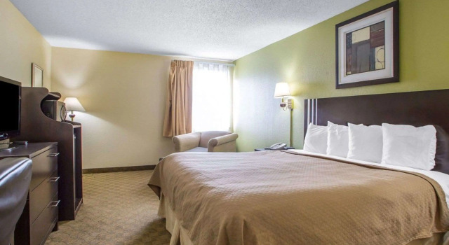 Двухместный номер Standard Quality Inn Merrillville