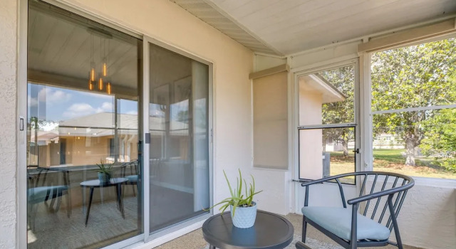 Коттедж Florida Vacation Rental w/ Enclosed Porch!