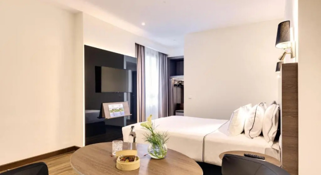 Двухместный номер Premium Meliá Madrid Serrano