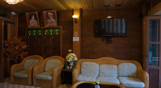 Bann Suksamran, Varaa Hotelli Hotellit North-Eastern Thailand pysäköinnillä, Pysäköinti