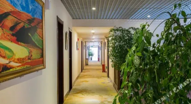 Kunming Yunting Hotel, Prenota Hotel Guandu Kunming