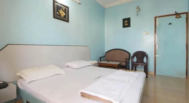 Hotel Maadhini, Забронировать Отель Отели штата Тамилнада 3 звезды, 3*