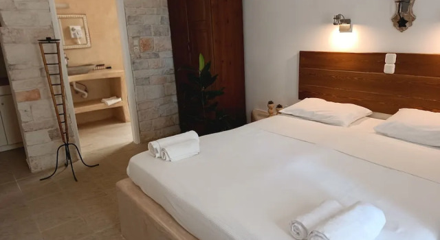Трёхместный номер Standard с балконом Naxos Summerland resort