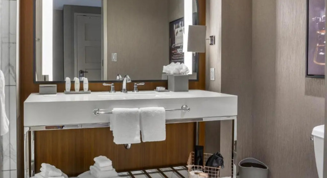 Двухместный номер Deluxe Omni Louisville Hotel