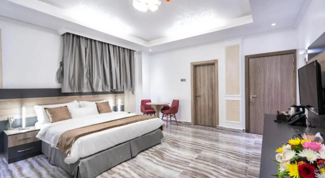 Standart çift kişilik aile oda Al Amerat Hotel
