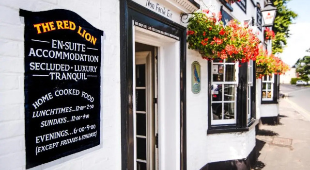 The Red Lion, Buchen Sie Hotel Impington England