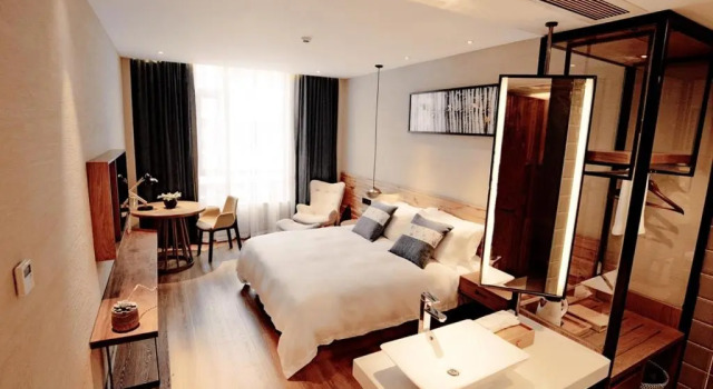 Номер Standard Eden Hotel
