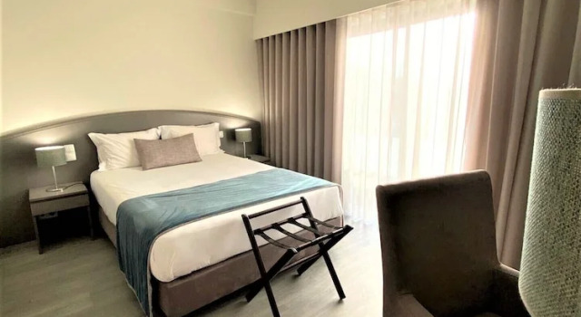 Двухместный номер Standard с балконом Apulia Praia Hotel