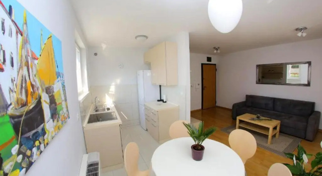 Апартаменты с видом на море Lila Apartments