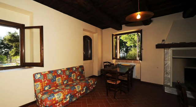 Posto Del Sole, Varaa Hotelli Spoleto Umbria