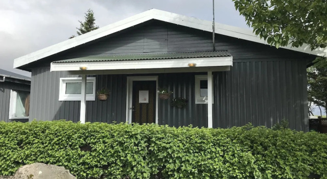 Hlíðarból Guesthouse, Varaa Hostelli Hostellit kohteessa Itä-Islanti, Hostelli