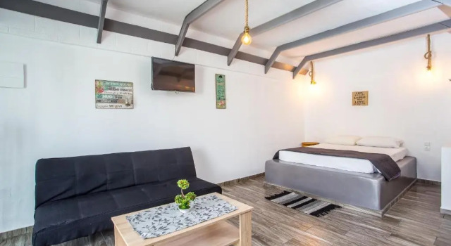 Студия Toulas Apartments