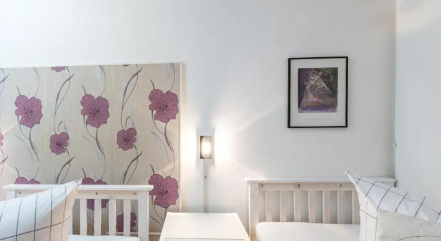 Апартаменты Schönes 2-Zimmer-Apartment in Kollwitzplatz-Nähe