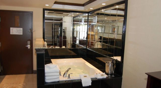 Двухместный люкс Rodeway Inn & Suites East Windsor