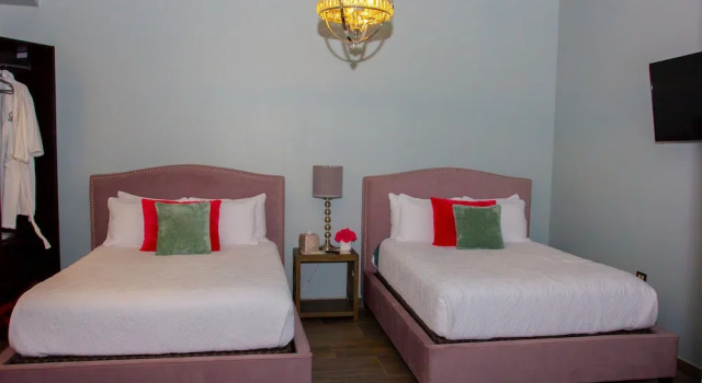 Номер Luxury Hotel Industria
