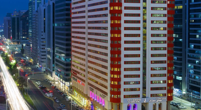Отель City Seasons Al Hamra Hotel