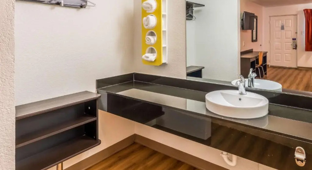 Номер Standard Motel 6-Arlington, TX - UTA