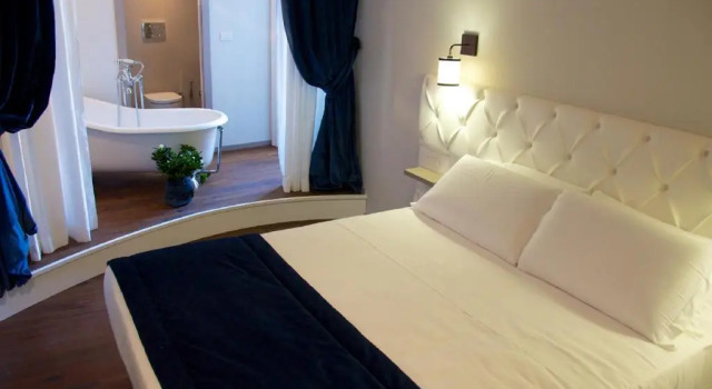 Номер Superior V Collection Piazza Farnese Luxury Suites