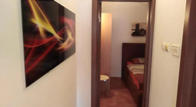 Apartments Martiva, Book Lejlighed Hoteller i Kotor Riviera med parkering, Parkering