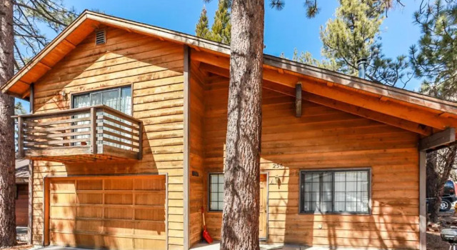 Cozy Hollow - 1890 by Big Bear Vacations, Забронировать Дом для отпуска Биг-Бэр-Лейк San Bernardino Mountains, рядом с Big Bear Queen Lake Tours