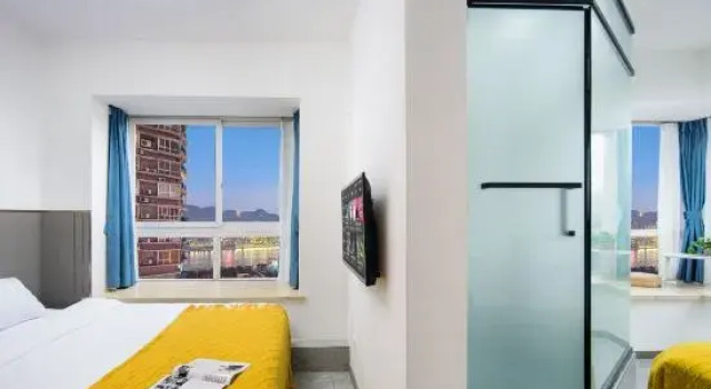 Люкс Мансарда с 3 комнатами с видом на реку Jin Xiangyu Serviced Apartment (Chongqing Jiefangbei Area Hong Ya Dong)