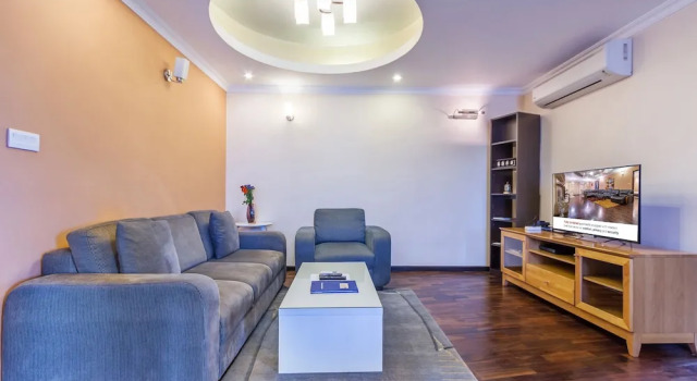 Апартаменты Luxury Retreat Serviced Apartment
