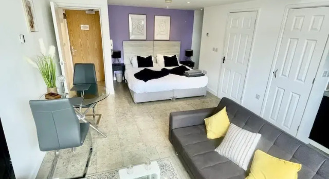 Stunning Studio Apartment in Cambridge