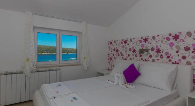 Апартаменты с 3 комнатами с видом на море Apartments Rossa