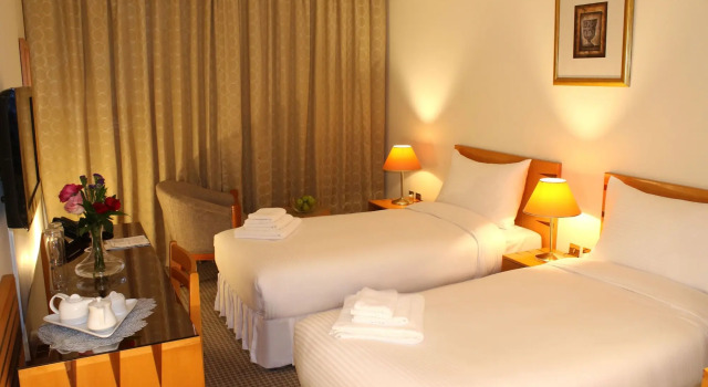 Swiss-Belinn Doha, Book Hotel Hotels in Doha with Parking, near Hamad General Hospital, Parking