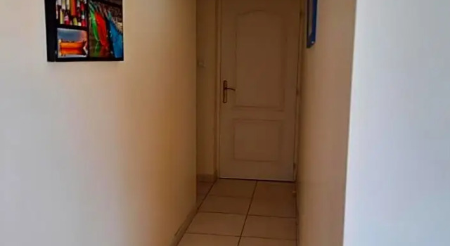 Chambre Leucate Village, Book Bed and Breakfast Hoteller i Corbières med parkering, Parkering