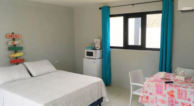 Varadero Marina Airport Guests Rooms, Réserver Maison d'hôtes Hôtels à Oranjestad avec parking, Parking