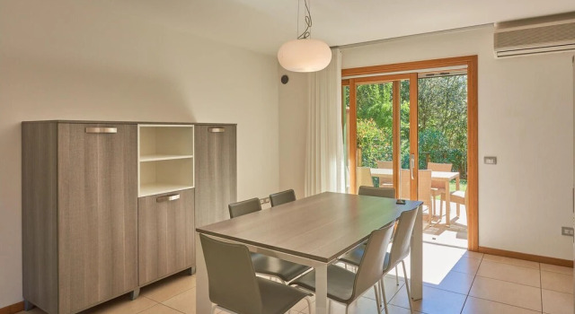 Harmony House 1, Book Hotel Hoteller i Friuli Venezia Giulia med parkering, Parkering