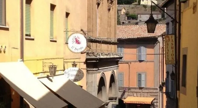 IL Borgo Ristorante Pizzeria Camere, Book Hotel 3-stjernede hoteller i Tuscia, 3*