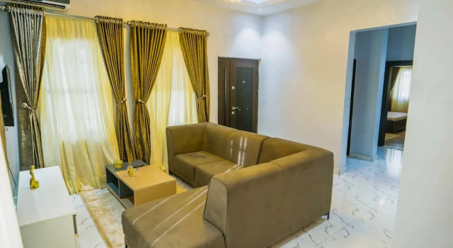 Апартаменты Hillside Apartment Gwarimpa