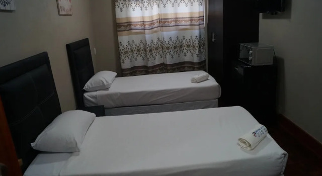 Номер Deluxe Miraton Eastgate Suites