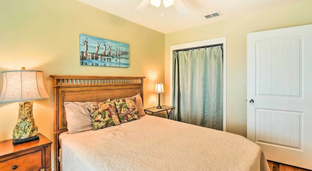 Апартаменты Near Beach & Golfing: Port Aransas Condo w/ Deck