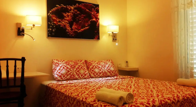 Апартаменты с 2 комнатами Tel Aviv Apartment by the Sea