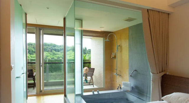 Трёхместный номер Standard с балконом Luminous Hot Spring Resort & SPA