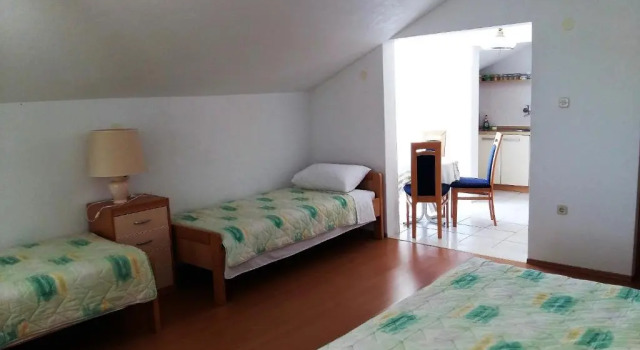 Apartments Ćenan, Забронировать Апартаменты/квартира Апартаменты Корчулы, рядом с Частный Пляж «Апартментс Ванда», Апартаменты/квартира
