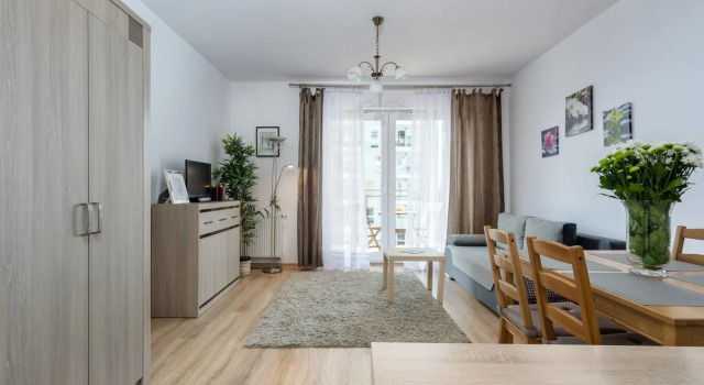 Great apartment near the beach, Varaa Huoneisto Hotellit Pommeri pysäköinnillä, Pysäköinti