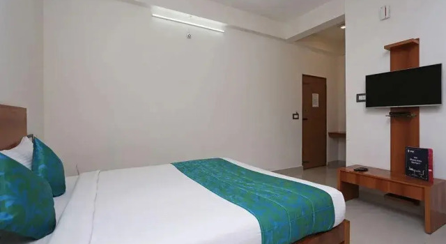 Hotel Le Comforts By OYO Rooms, Rezervovat Hotel Kushalnagar 